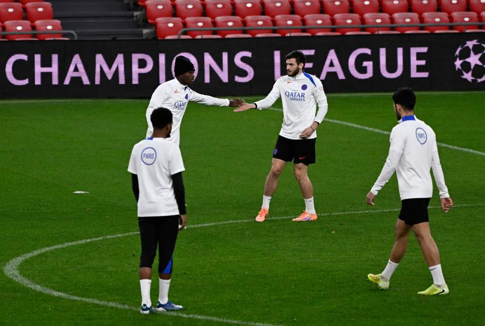 影响足球罚球命中率的心理因素和训练-开云